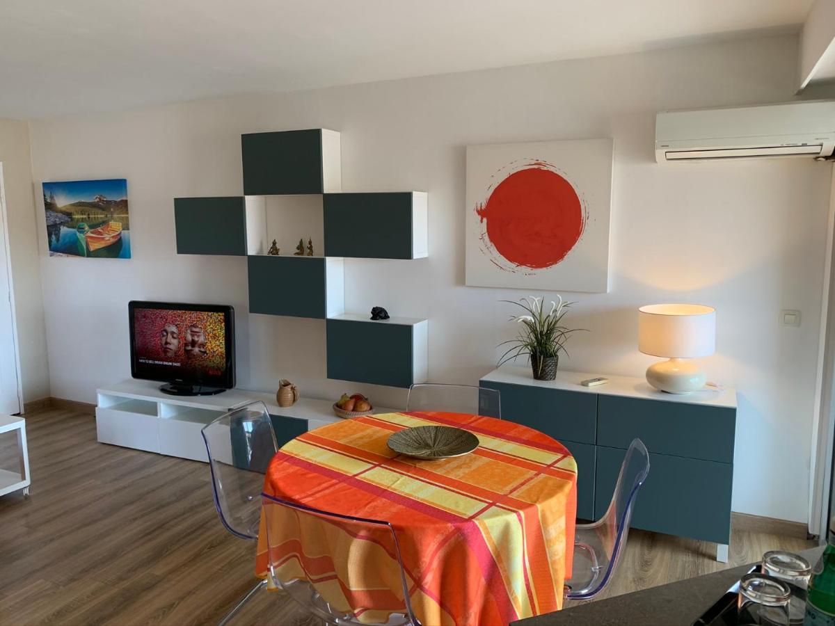 Les Pins Maritimes Apartamento Fréjus Exterior foto
