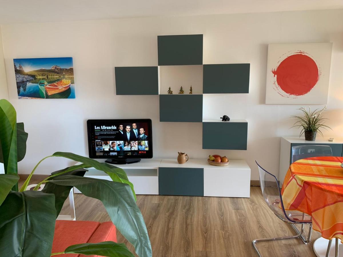 Les Pins Maritimes Apartamento Fréjus Exterior foto